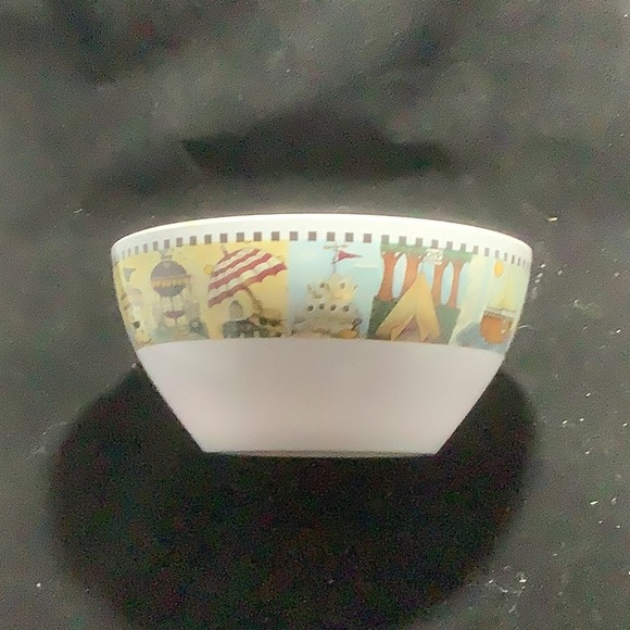 Sakura Evolution Set of Plastic Plates Mug and Bowl - Picture 4 of 5